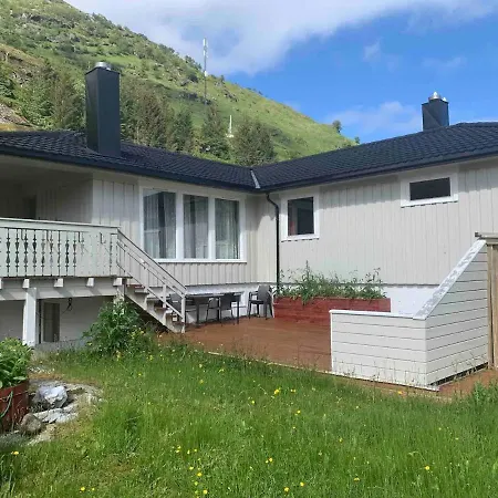 Big House In Amazing Napp, Lofoten Napp