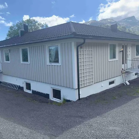 Holiday home Big House In Amazing Napp, Lofoten *